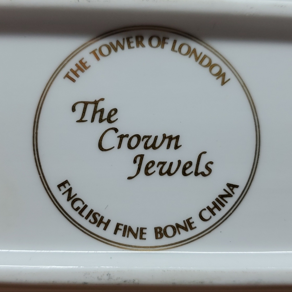 The Tower Of London ‘Crown Jewels’ English Trinket Tray Dish 3”W 8”L Vintage - Picture 4 of 4